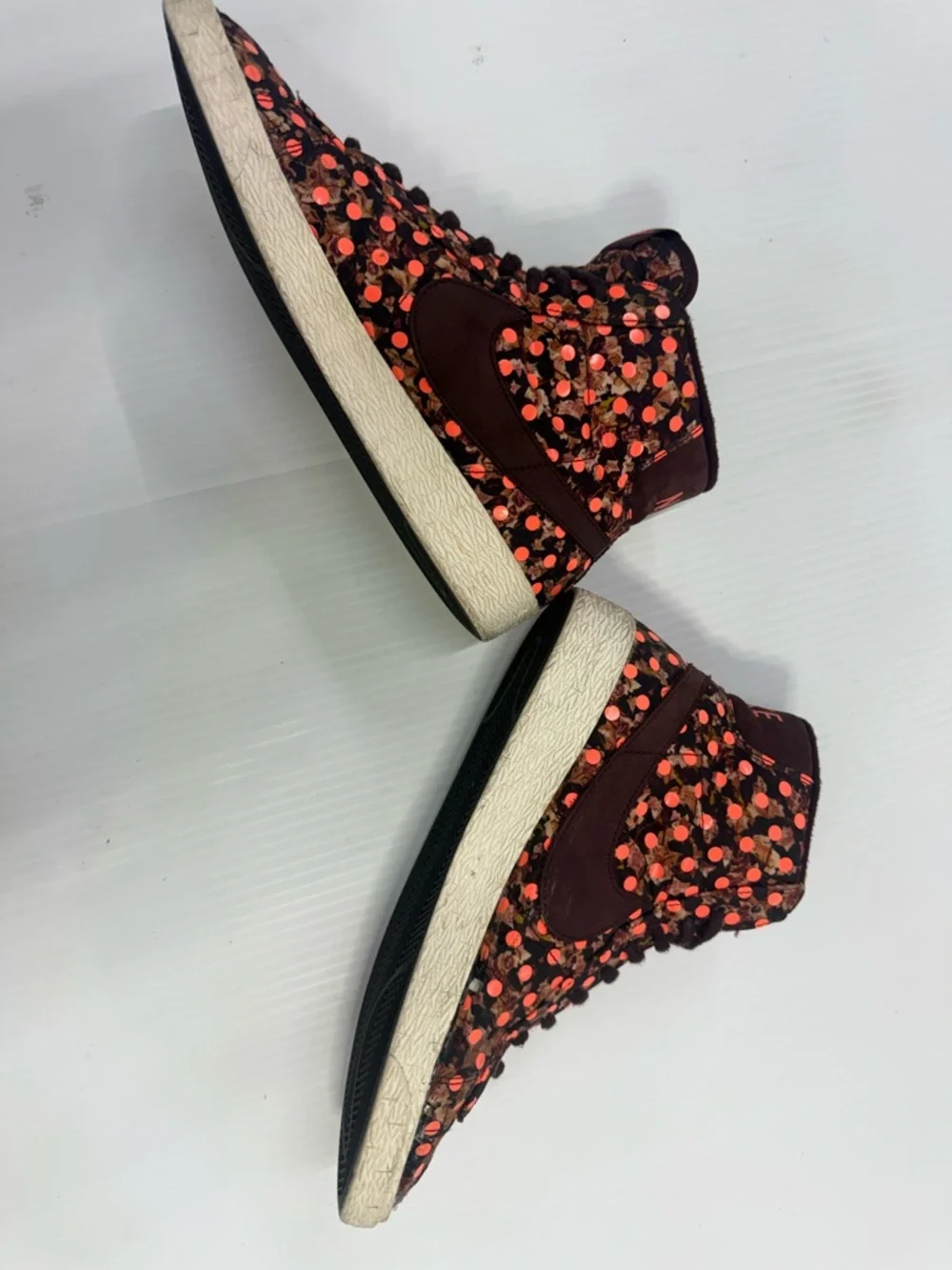 Nike Blazer Mid Womens 10 Floral Polka Dot High Top Sneakers Statement Rare - Picture 3 of 7